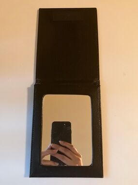 Redken 5th Ave NYC Leather Embossed Foldable Travel Make-Up Mirror Black